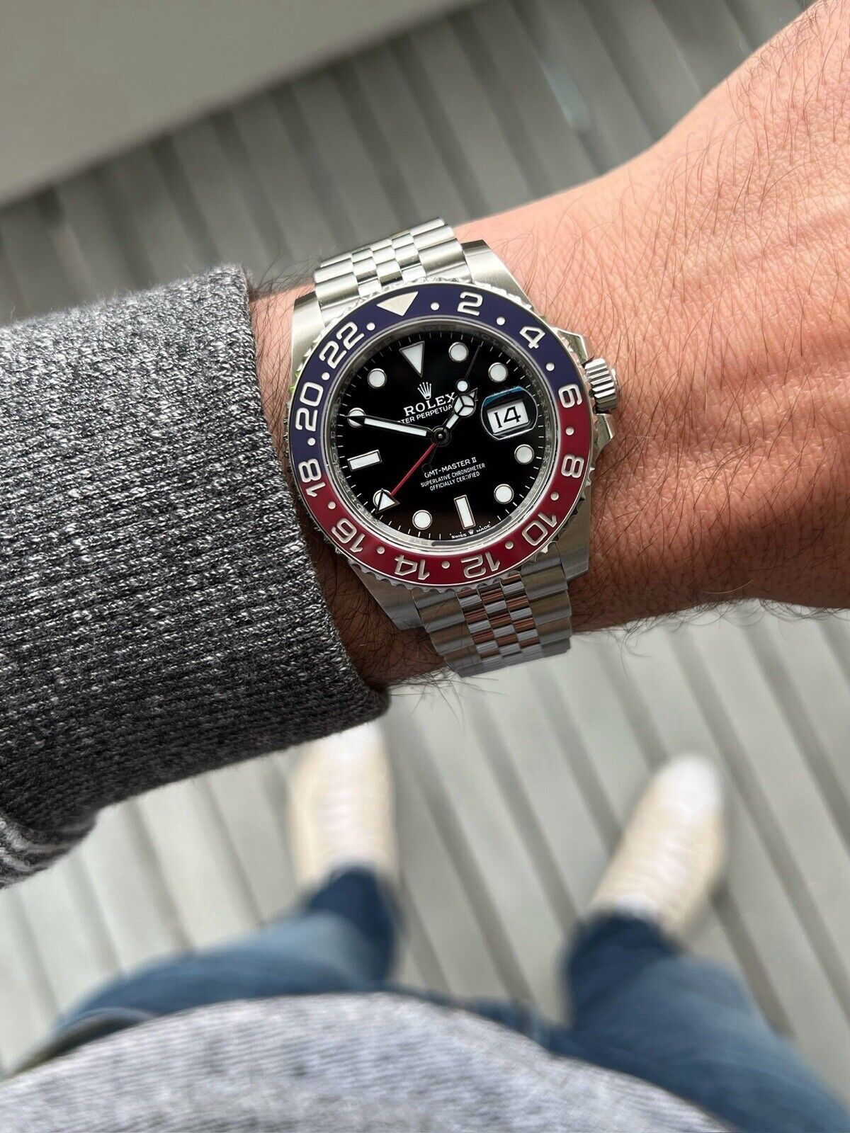 Rolex Oyster Perpetual GMT Master II "Pepsi" 126710BLRO - 2024