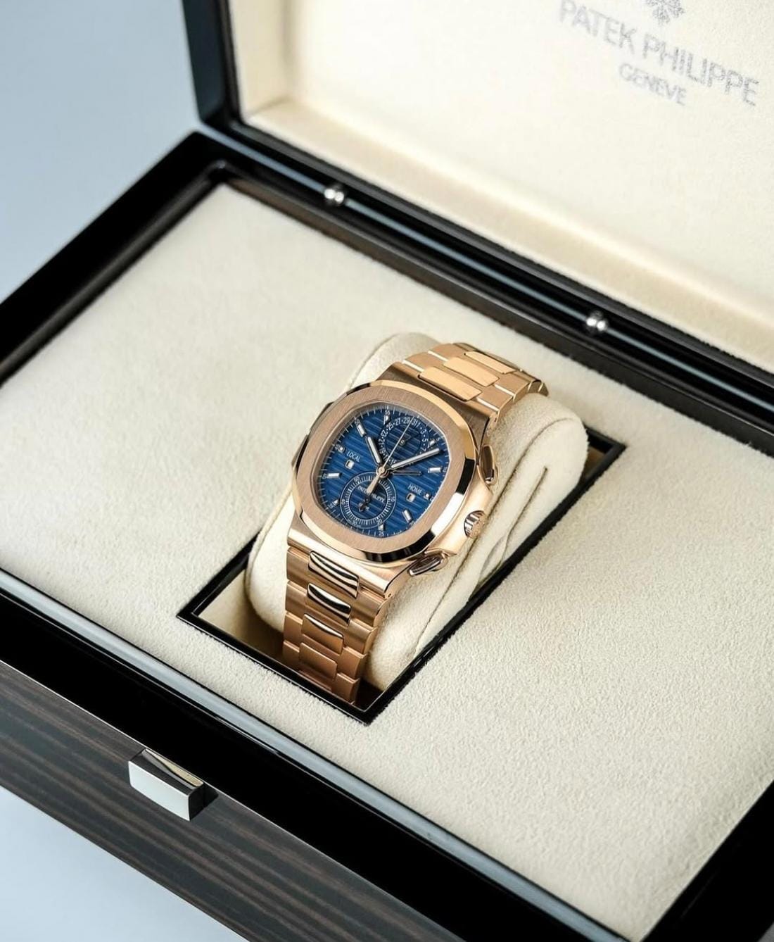 Patek Philippe Nautilus Tranv