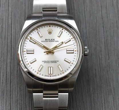 Rolex Oyster Perpetual 41 OP41 Silver Dial 124300 – 2023