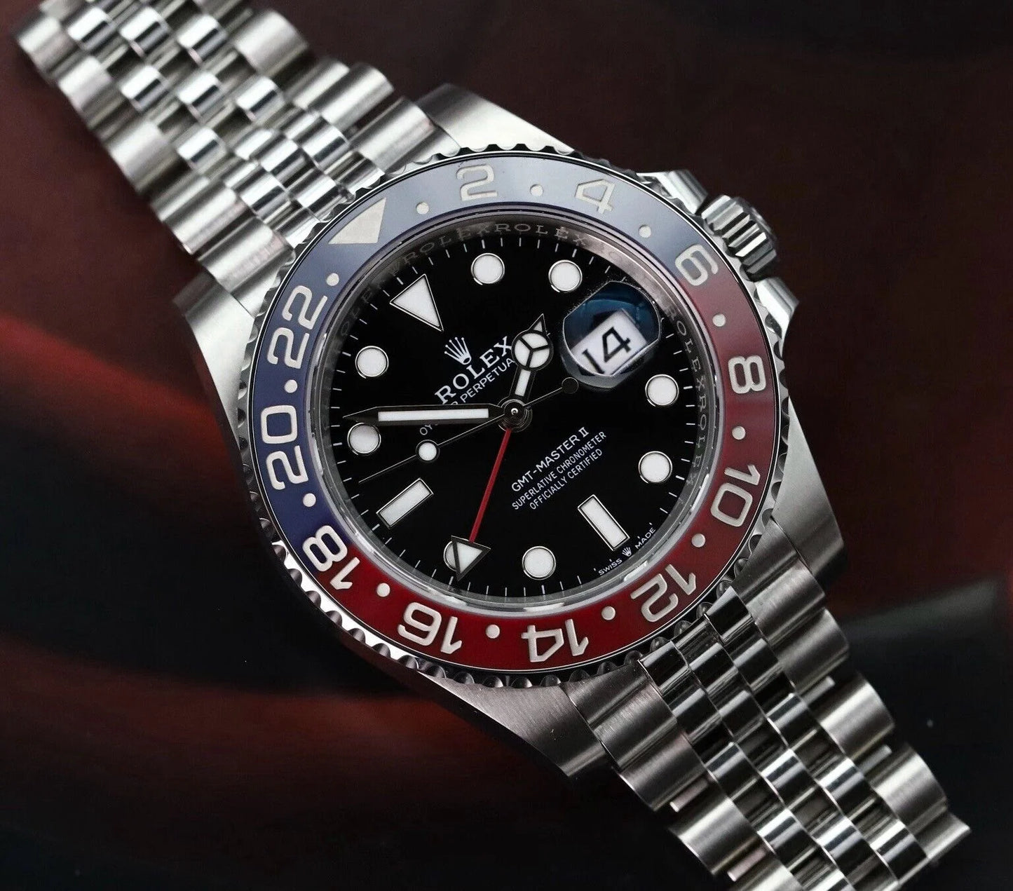 Rolex Oyster Perpetual GMT Master II "Pepsi" 126710BLRO - 2024